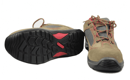 常見勞保鞋鞋底哪個比較好？