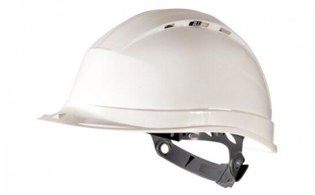 如何避免出現(xiàn)安全帽使用不當(dāng)?shù)默F(xiàn)象？