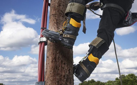 保護電力工作者安全的必備裝備——絕緣鞋