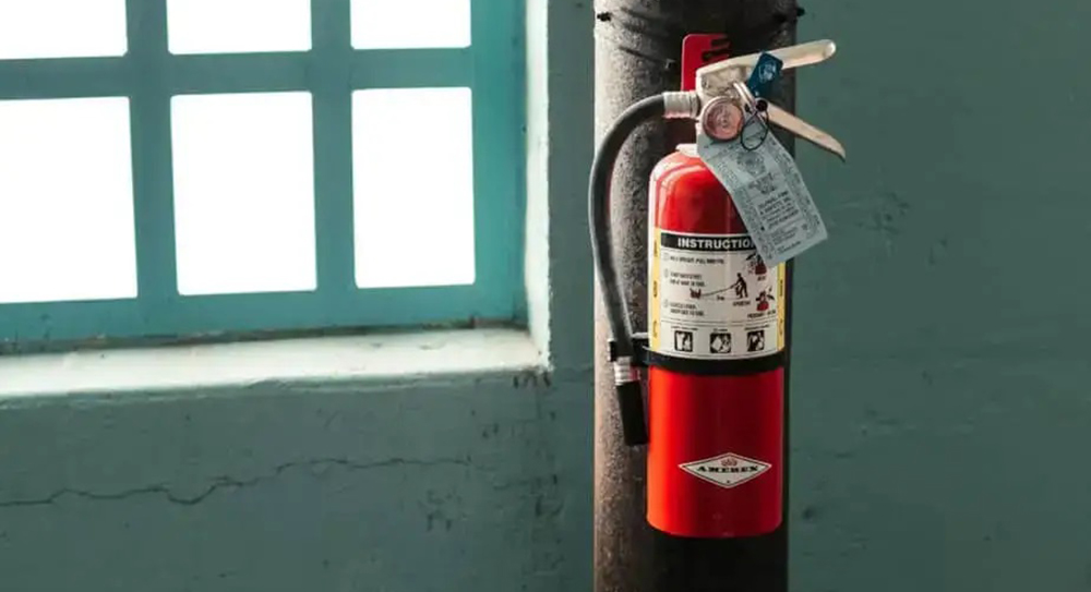 滅火器在家庭中的使用注意事項(xiàng)